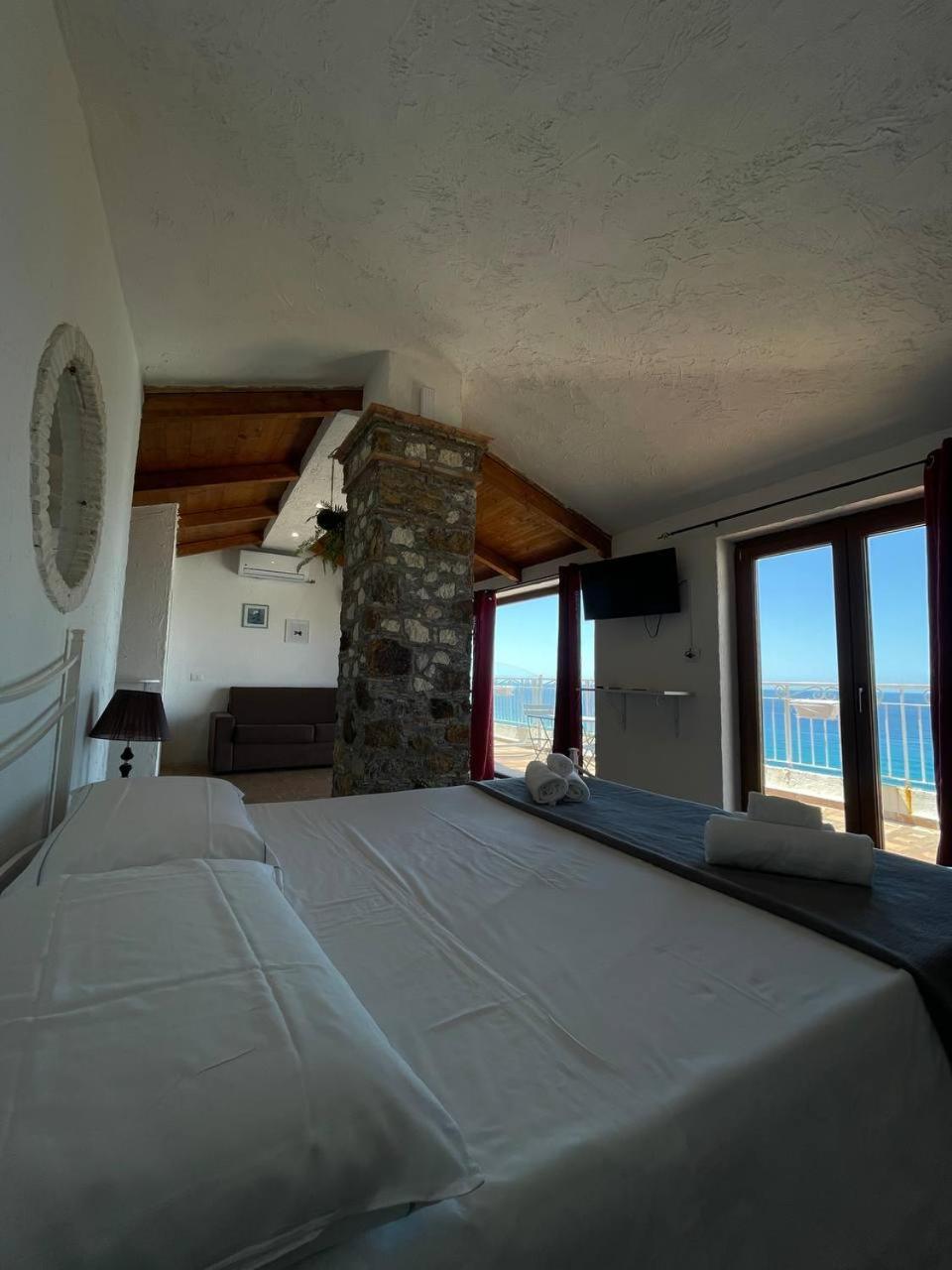 Lady White Hotel Tropea Exterior photo
